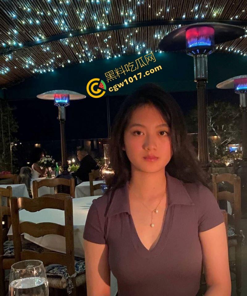 安徽阜阳师范大学眼镜妹【刘婷婷】被前男友曝光：口活深喉，吞精无限，狂野骑乘神情迷离，撼动人心！  第1张