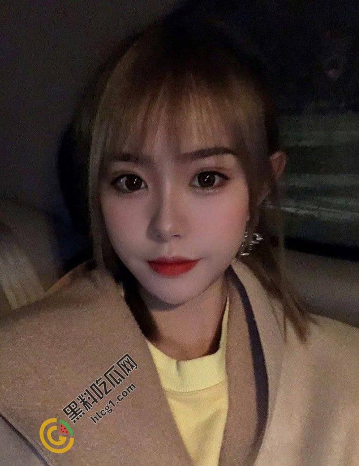 南京农业大学极品校花 曹庚仪 校内清纯可人 校外骚气十足 口活一流  第5张