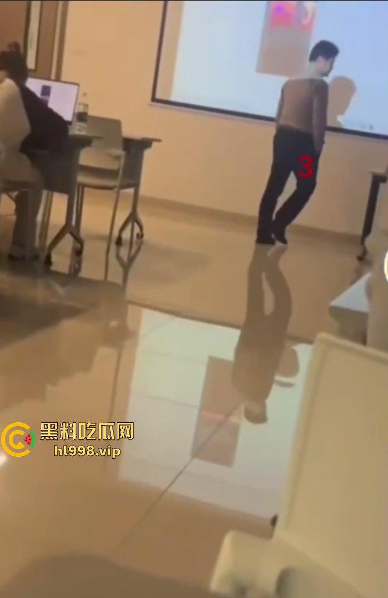 棒子欠削！浙大韩国外教在课堂上威胁中国女生不让毕业 一个西巴在中国地盘还敢撒野？  第5张