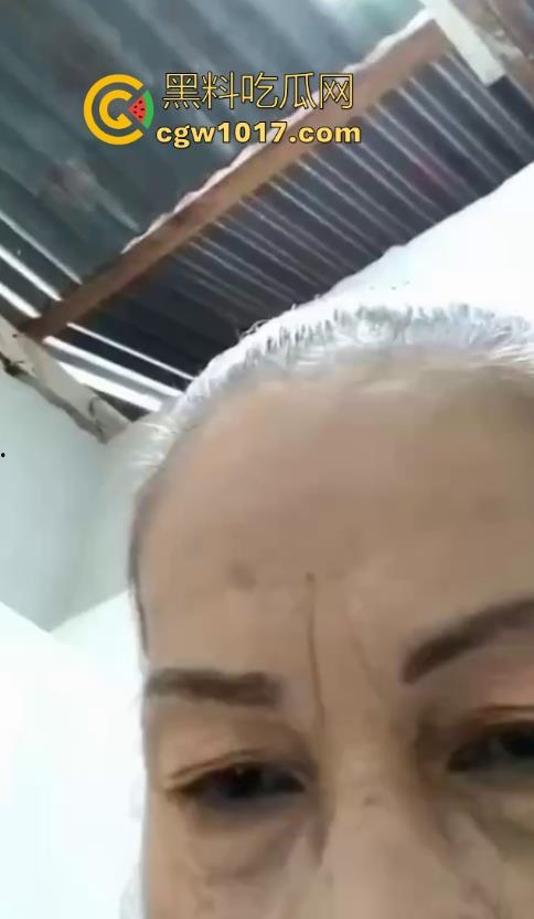 喜欢熟女的朋友有福啦,黑料精品素材!,高颜值熟女诱惑自拍,祛风老baby露脸自慰,看完不秒射你来找我! 第1张 喜欢熟女的朋友有福啦,黑料精品素材!,高颜值熟女诱惑自拍,祛风老baby露脸自慰,看完不秒射你来找我! 第1张