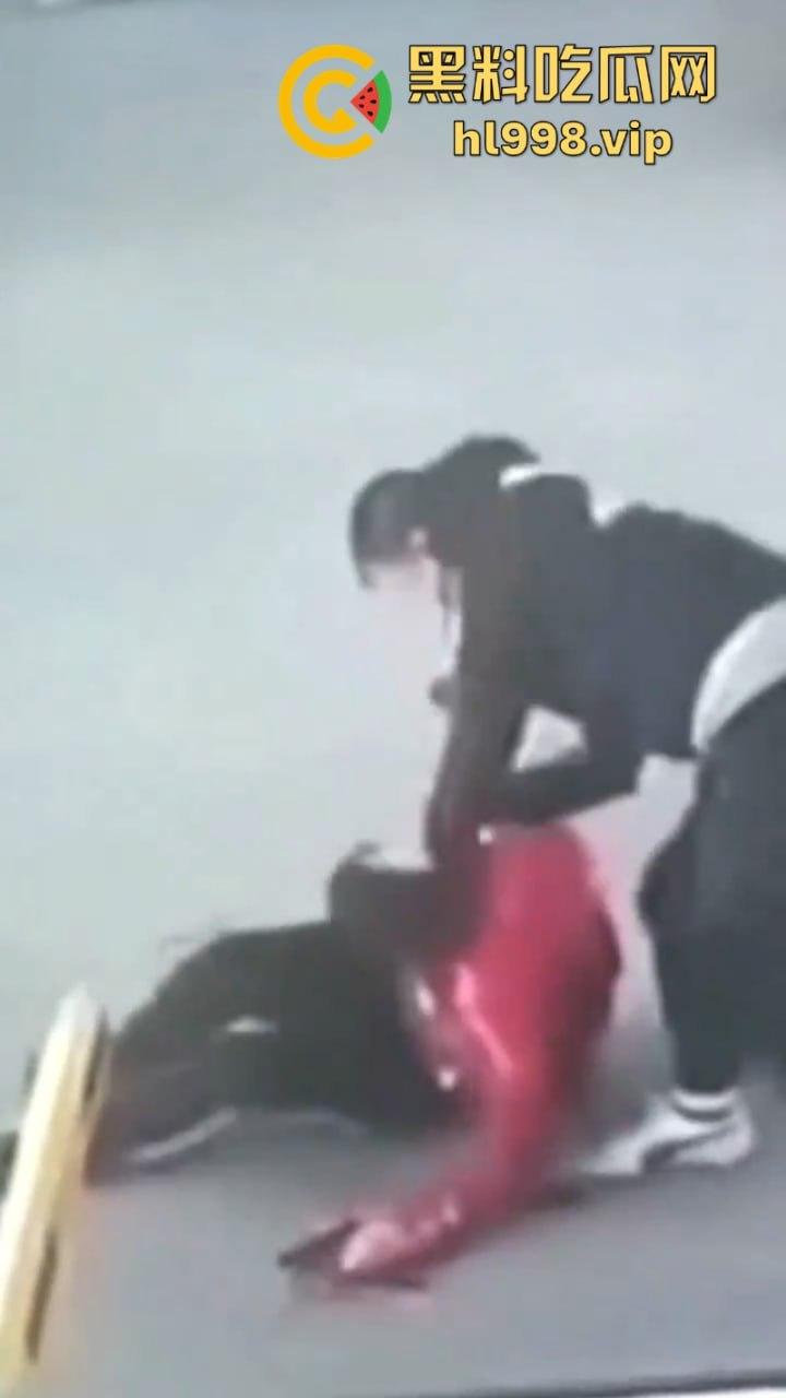 吉林初二男生被同学霸凌 父亲持刀怒杀校霸 太血腥但太爽了！  第7张