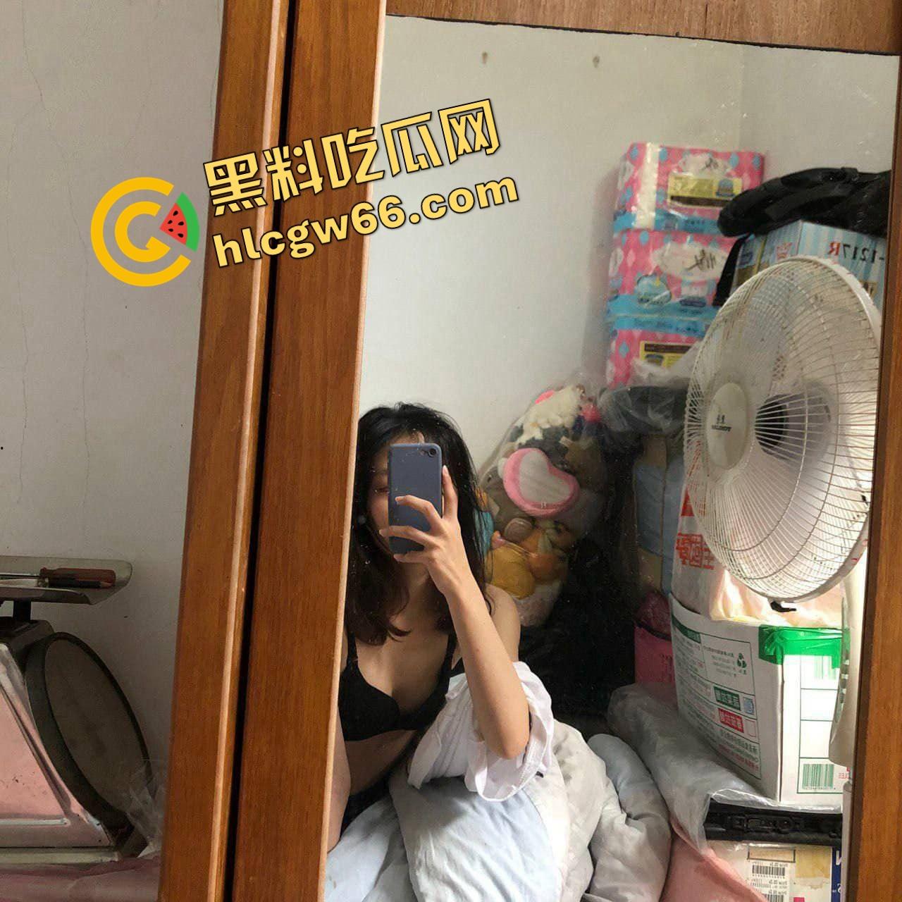 湖南长沙美术学院校花『范琳琳』被渣男爆出啪啪全片，反差骚穴被干到翻白眼，这也太会叫了！  第1张