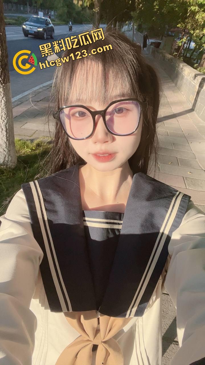 芜湖全季酒店透窗偷拍对面打炮，哥们不拉窗帘爆操醉妹，瓜友边抽烟边偷拍喊太会干了兄弟！  第4张