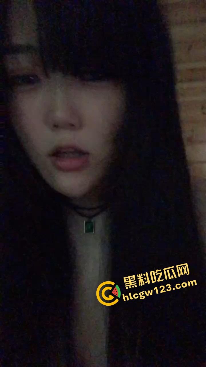 前任的U盘挖出来了，里面的奶和逼比记忆还真实，群友打完飞机决定公开，独撸不如群射！  第11张