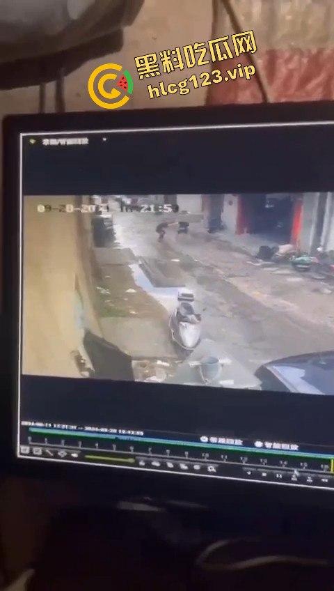 广东潮州发生恶性斗殴事件，一男子被当街砍死，另一人被警方当场抓获，凶手直接被判死刑！  第9张