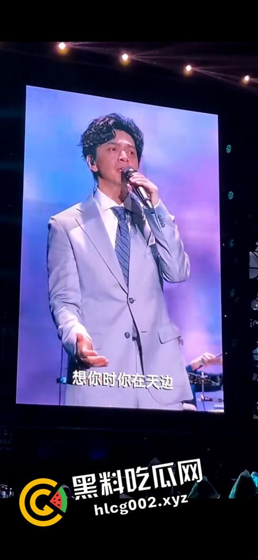 【张韶涵】昆山商演拉稀现场！前排恶臭难闻高喊退票 微博公关删热搜 这下真的是追星追到拉稀了都  第7张