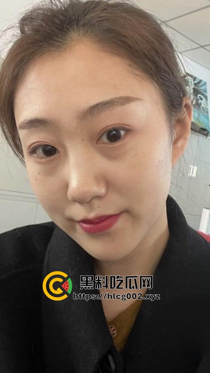 广东30岁极品性瘾骚妇欣欣背着丈夫勾引领导带回家无套啪啪！骚话不断 领导直接被榨干！  第3张