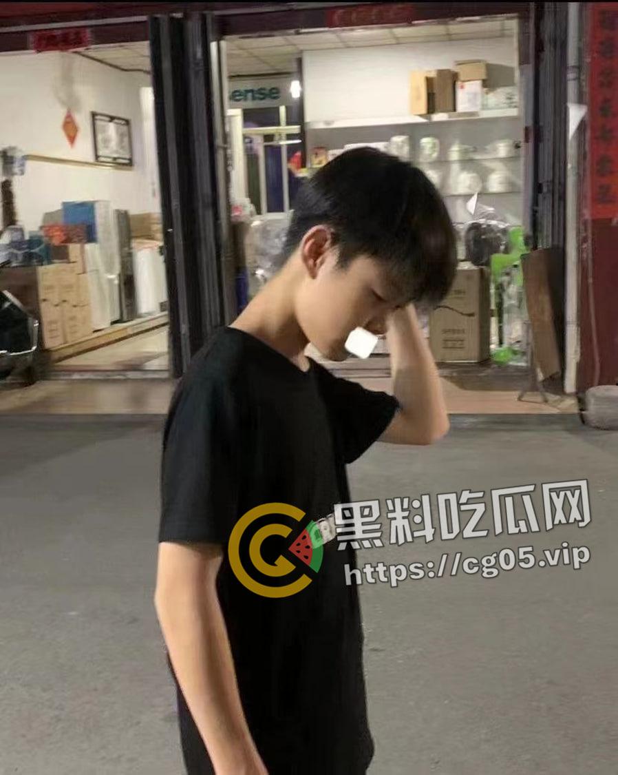 潮汕彩塘宏安中学学生砍人 女学生当场把同学耳朵砍掉 吓得学校学生第二天不敢来上学  第3张