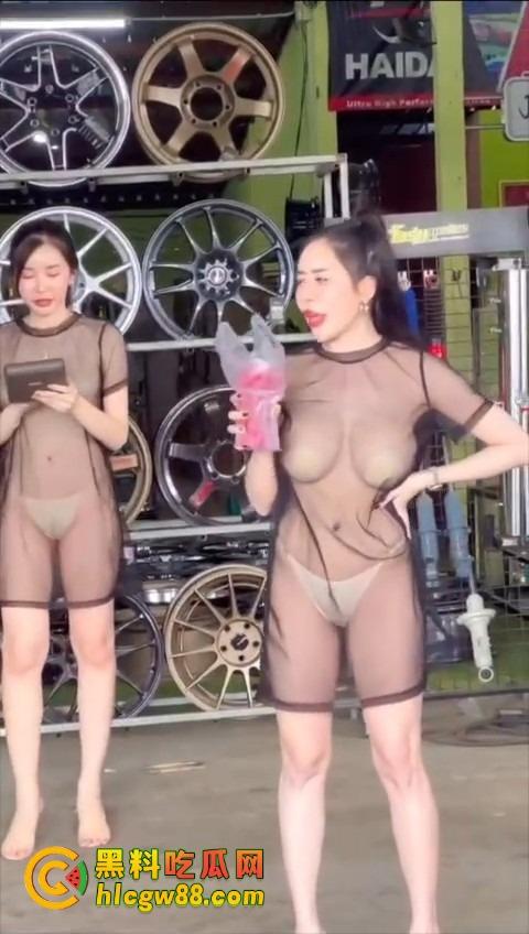 泰国修车店太卷了，黑纱透视丁字裤上阵拉客，这操作比夜店还骚，是不是人妖都看不出来了！  第7张