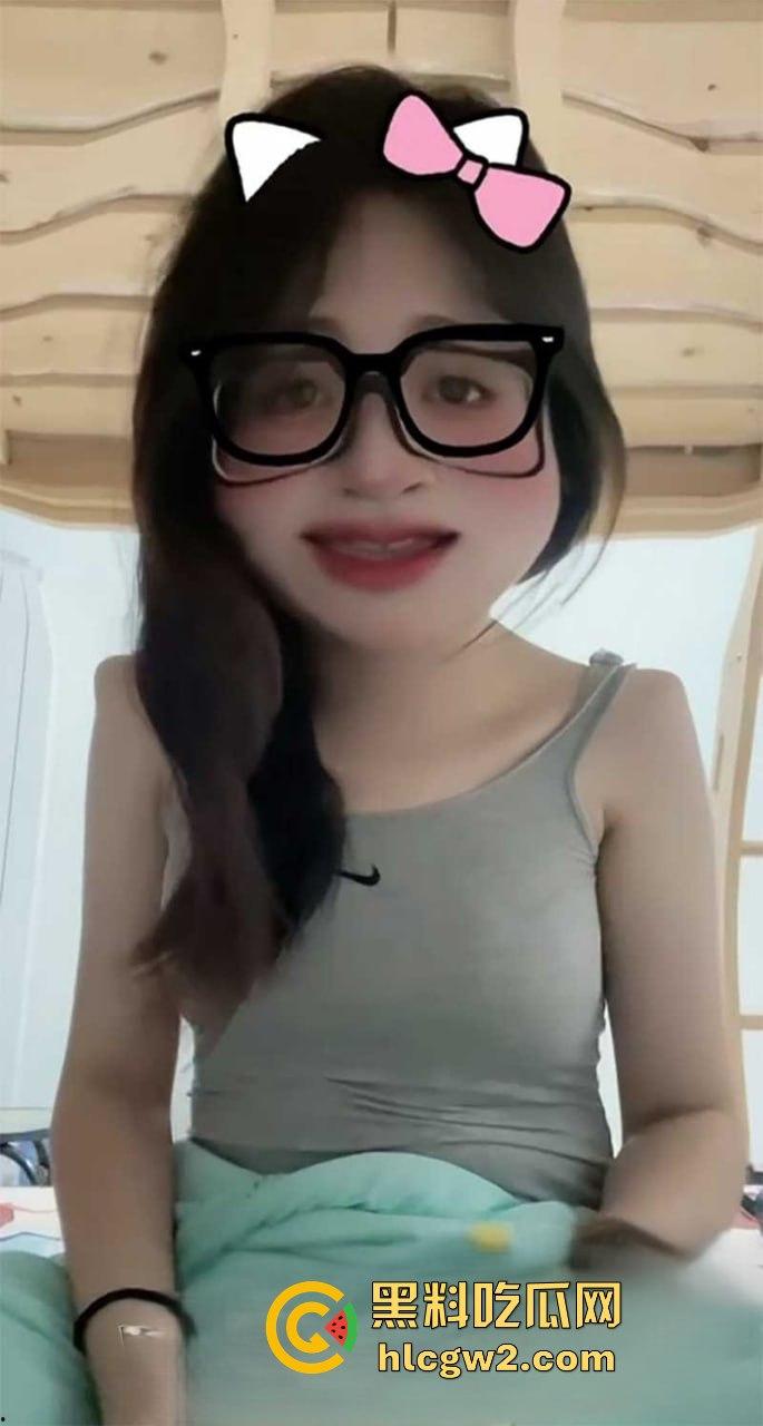 石家庄师范大学『常婉君』分手后惨遭曝光做爱视频！白嫩骚货姿势撅得销魂  ，被操得全身抽搐发软！ 第3张