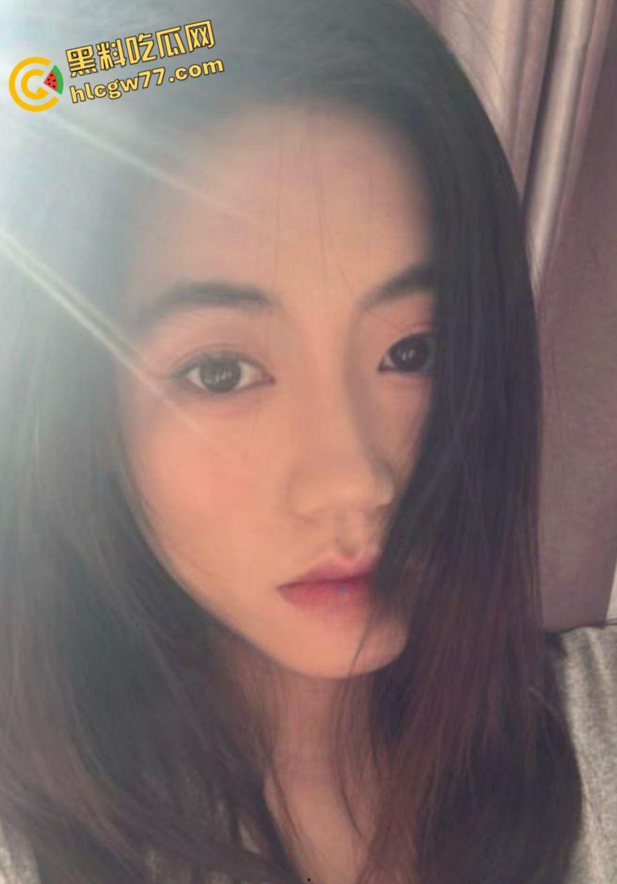 娇嫩的幼儿园老师【李纯】也喜欢约炮做爱 粉嫩的鲍鱼被炮友暴力输出  第2张