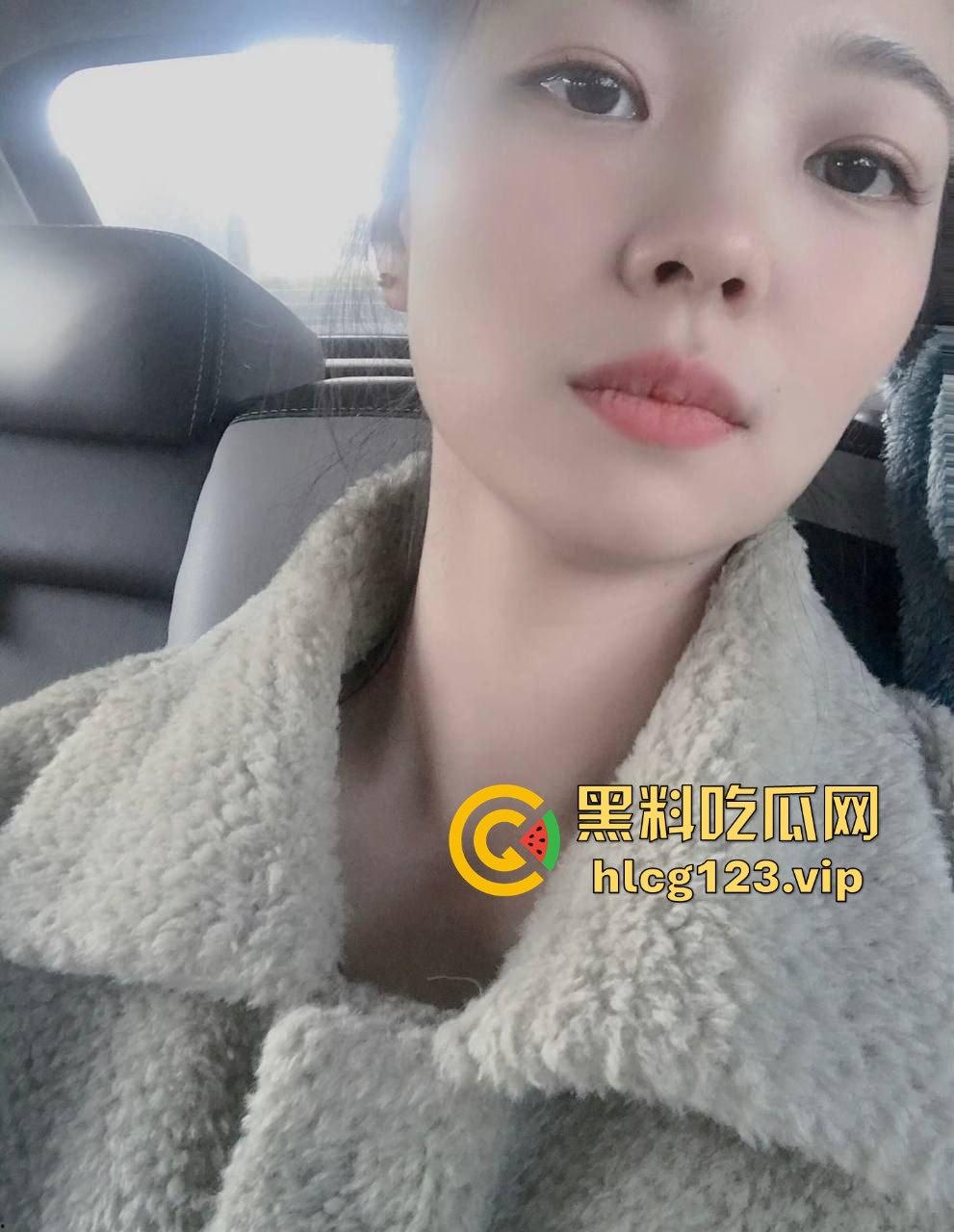 济南舞蹈老师冉冉，自拍展示御姐风骚身材，小穴撩人，真想掀起裙子猛操一顿！  第4张