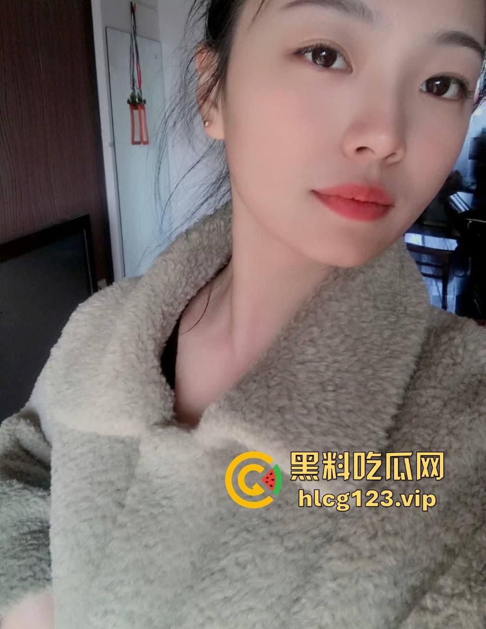 济南舞蹈老师冉冉，自拍展示御姐风骚身材，小穴撩人，真想掀起裙子猛操一顿！  第6张