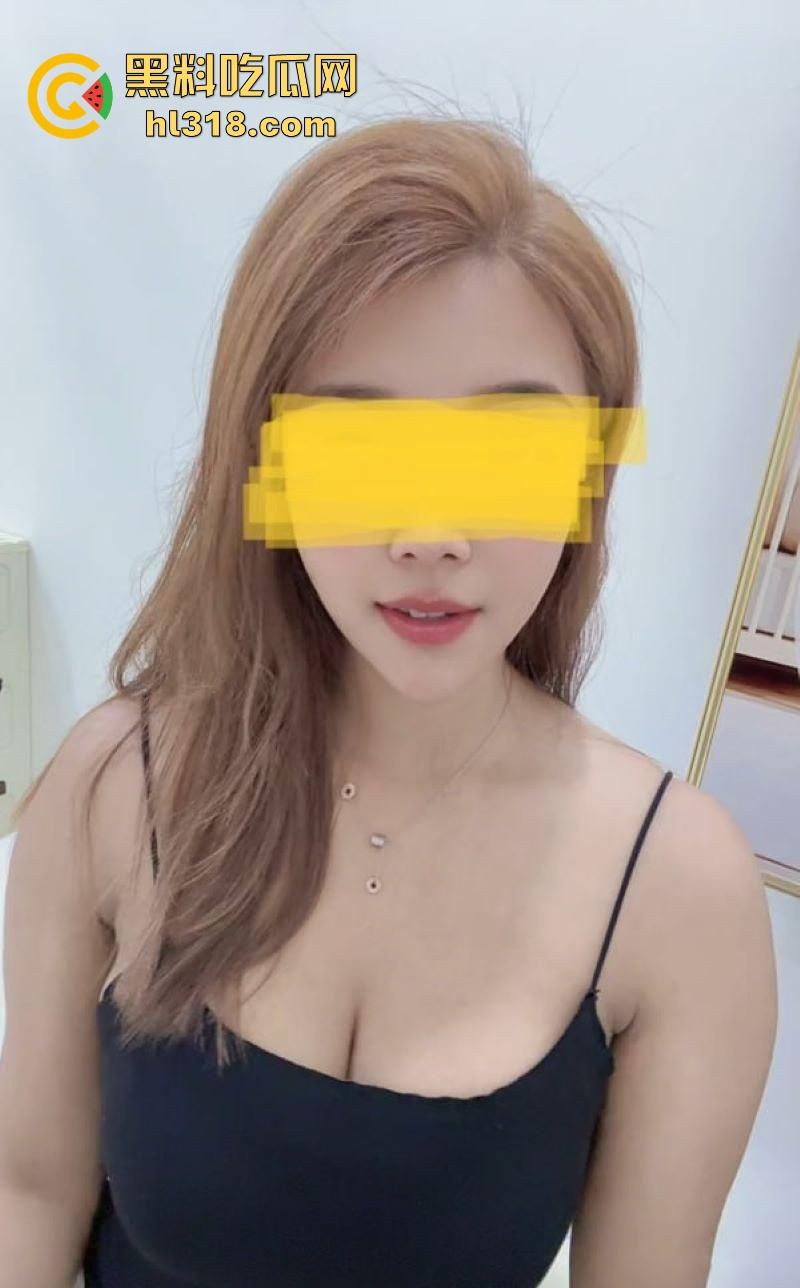 海角大神【奶子即正义】最新力作，后入猛干巨乳翘臀小姨子，36D大胸脯和极品翘臀堪称人间尤物！  第1张