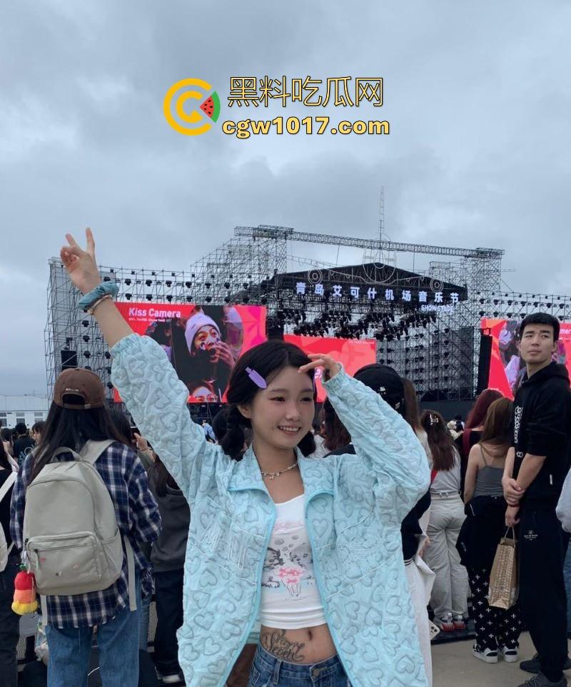 山东青岛渣女【乔新悦】外网发骚照约炮，恋爱骗钱出轨乱搞做鸡多次 ，本该是甜美小仙女，谁知骨子里骚浪贱到骨髓！  第6张