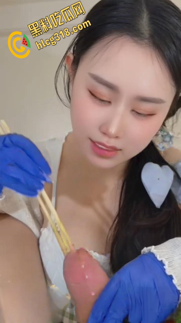 推特性爱大师美腿女王【汐梦瑶】，品尝芥末鸡巴刺身，精液寿司口爆再吃掉！  第5张
