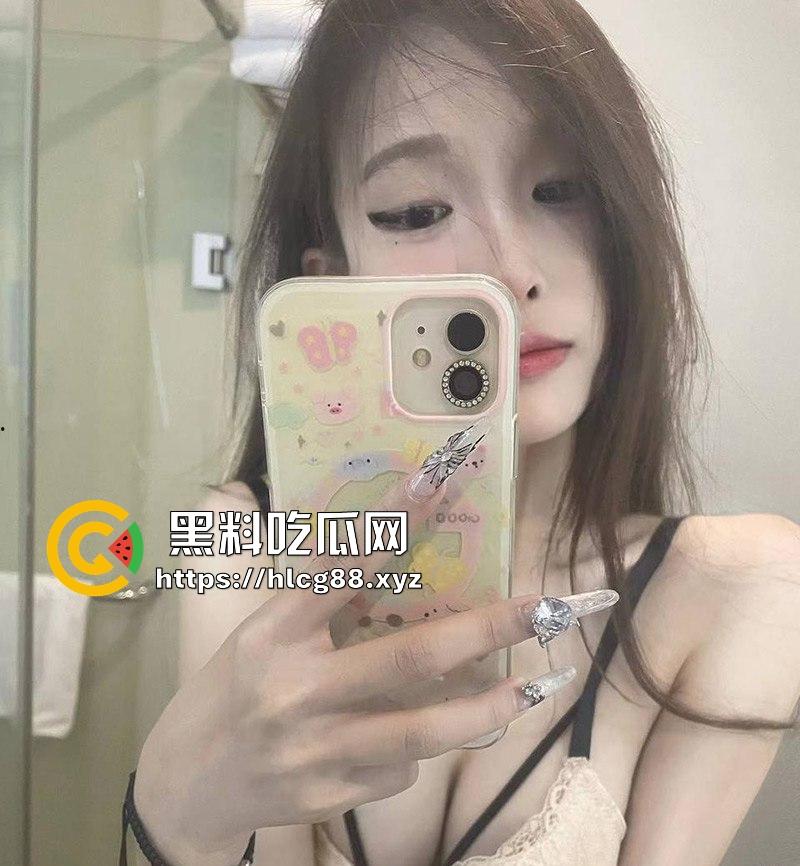 广东职业技术学院19岁母狗【李颖莹】清纯反差婊粉嫩馒头逼 大尺度裸舞用笔自慰视频调教 很有撸点! 第3张 广东职业技术学院19岁母狗【李颖莹】清纯反差婊粉嫩馒头逼 大尺度裸舞用笔自慰视频调教 很有撸点! 第3张