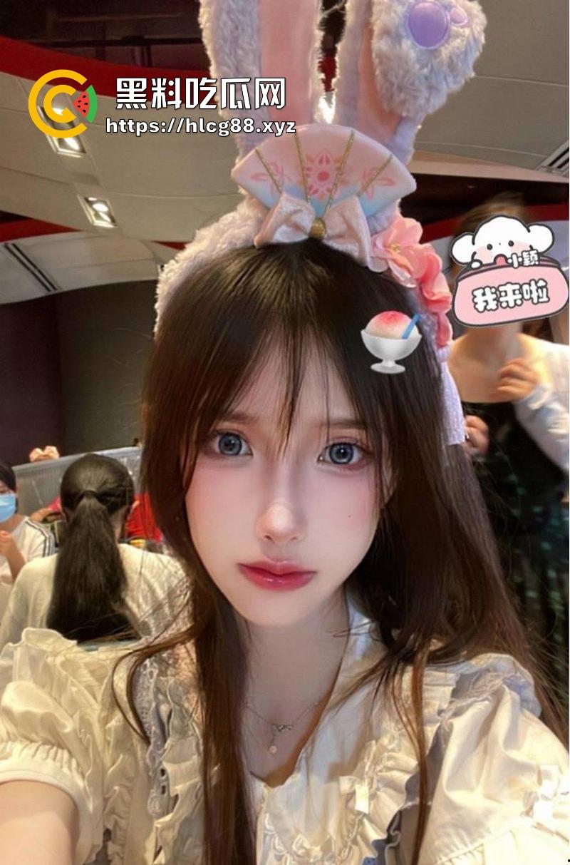 广东职业技术学院19岁母狗【李颖莹】清纯反差婊粉嫩馒头逼 大尺度裸舞用笔自慰视频调教 很有撸点! 第4张 广东职业技术学院19岁母狗【李颖莹】清纯反差婊粉嫩馒头逼 大尺度裸舞用笔自慰视频调教 很有撸点! 第4张