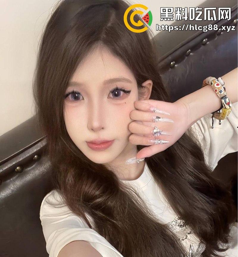 广东职业技术学院19岁母狗【李颖莹】清纯反差婊粉嫩馒头逼 大尺度裸舞用笔自慰视频调教 很有撸点! 第5张 广东职业技术学院19岁母狗【李颖莹】清纯反差婊粉嫩馒头逼 大尺度裸舞用笔自慰视频调教 很有撸点! 第5张