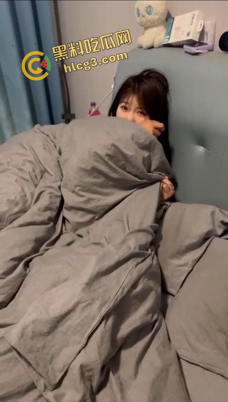 别墅第一视角现场抓奸！身临其境 感受捉奸在床的刺激感！  第1张