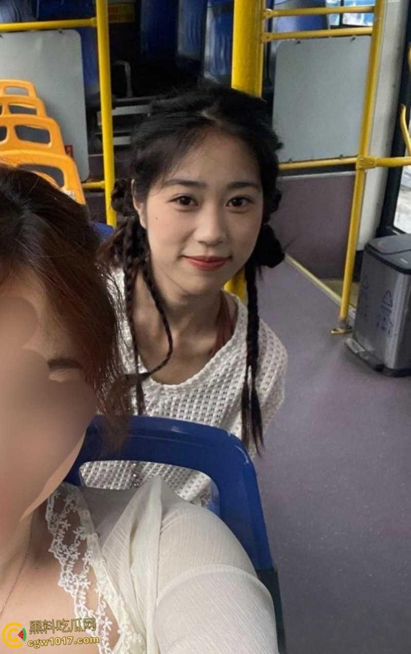 成都高颜值舞蹈老师【林渝】,难以抵抗金钱诱惑,堕落为金主性奴,胯下侍奉爆筋肉棒,口技十分了得! 第2张 成都高颜值舞蹈老师【林渝】,难以抵抗金钱诱惑,堕落为金主性奴,胯下侍奉爆筋肉棒,口技十分了得! 第2张