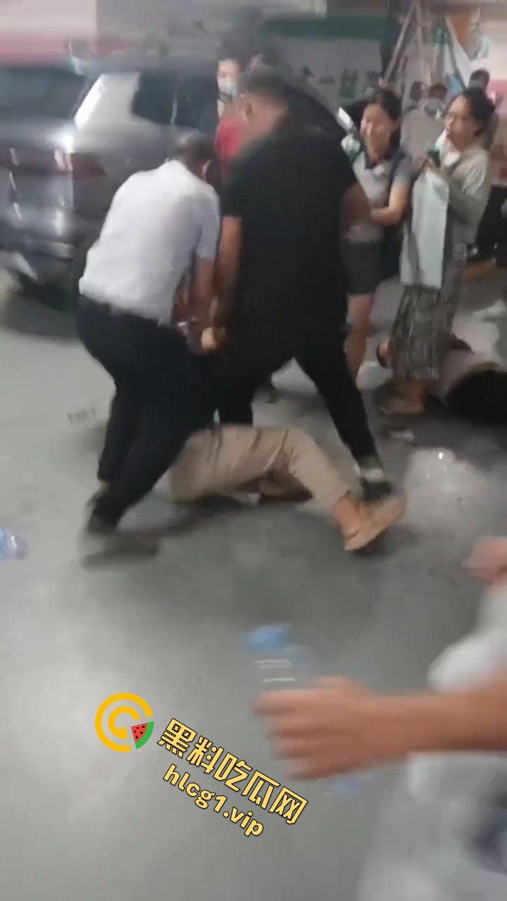 广东惠州惊现黑社会物业？网传物业放几十人围殴业主！  第4张