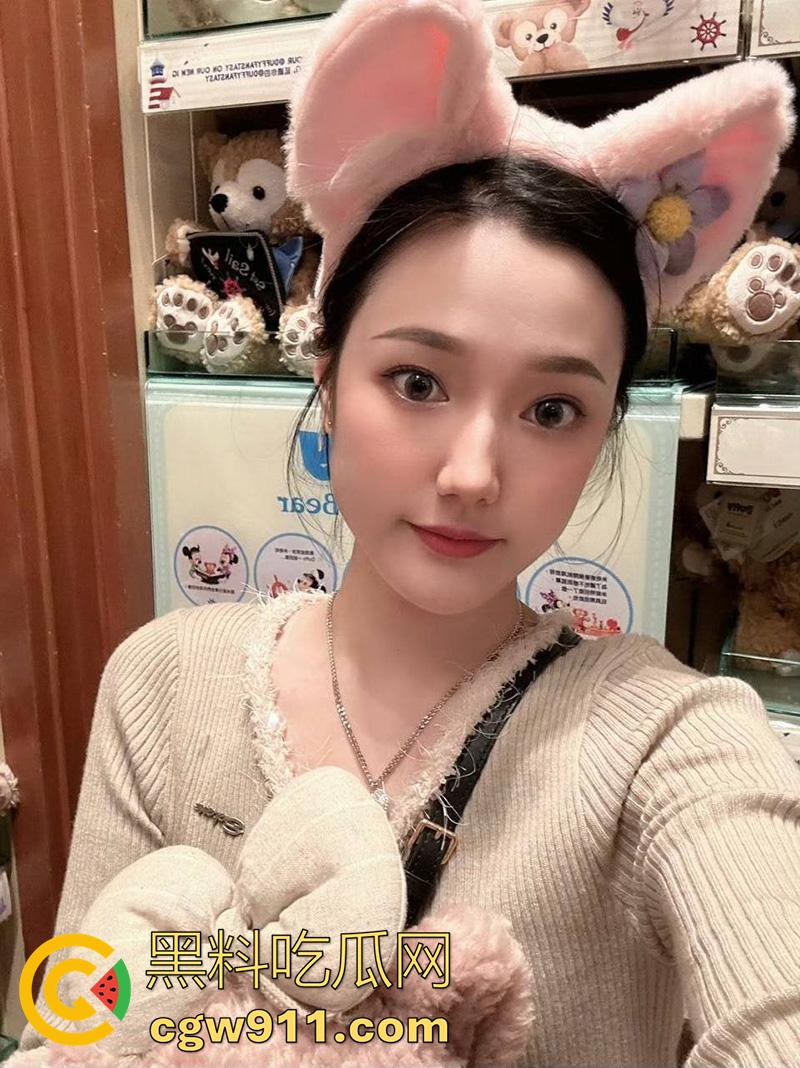 绿帽投稿曝光，深圳贱逼已婚母狗【陈好】，身材超棒的大奶淫娃，背着老公到处偷情，见到大鸡巴像亲爹一样！  第2张