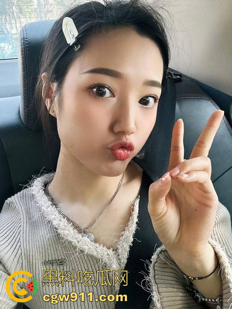 绿帽投稿曝光，深圳贱逼已婚母狗【陈好】，身材超棒的大奶淫娃，背着老公到处偷情，见到大鸡巴像亲爹一样！  第3张