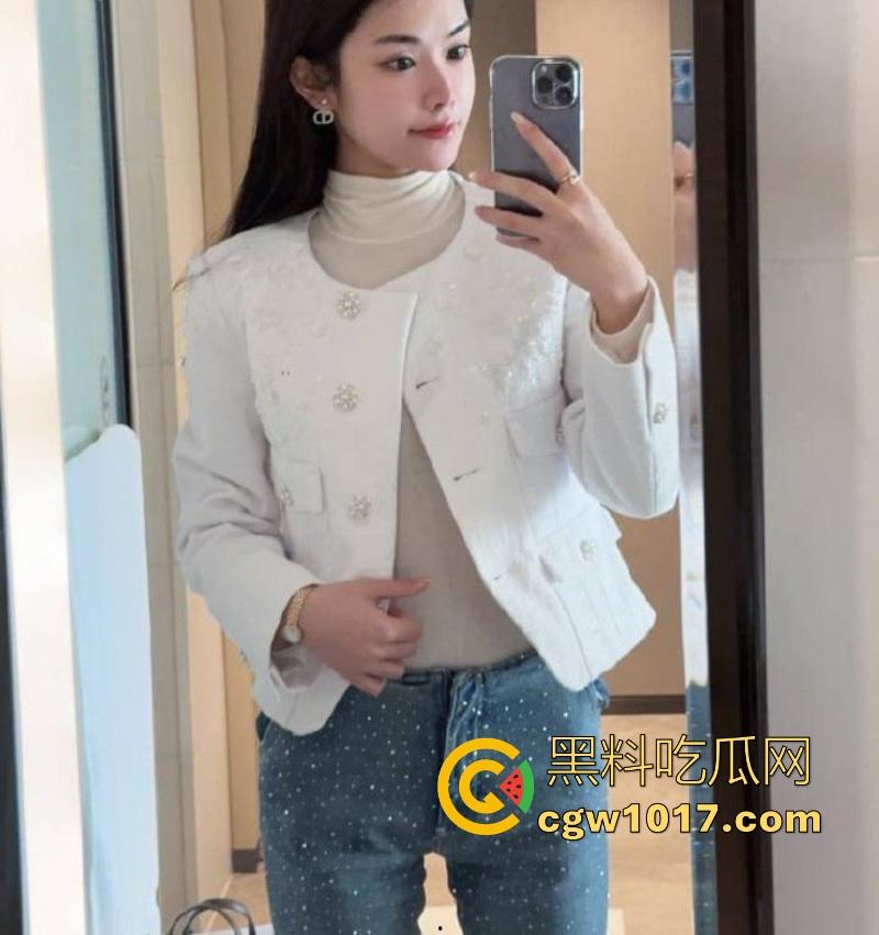 哈尔滨名媛公交车【黄志玲】高挑身材绝美颜值，每天拿精液洗脸，后入嫩穴叫声淫荡，有钱就能上有钱人的精盆！  第5张