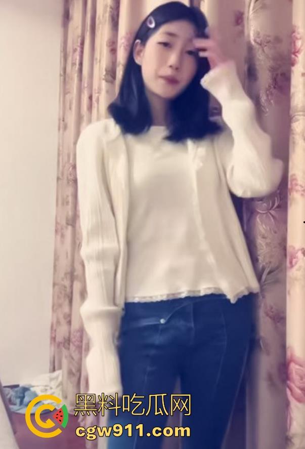 河北骚逼【魏莉】被男友调教成顶级母狗,男友的专属精盆,按头口交无套后入猛操,臀浪翻滚刺激十足! 第3张 河北骚逼【魏莉】被男友调教成顶级母狗,男友的专属精盆,按头口交无套后入猛操,臀浪翻滚刺激十足! 第3张