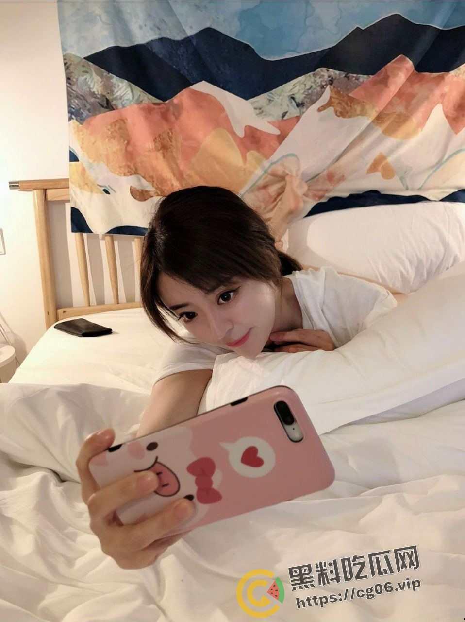 沧州绝色美女 小佟丽娅 私密视频流出 脂白如雪 妖娆无比 这下不用ai换脸了 佟丽娅都没你骚  第8张