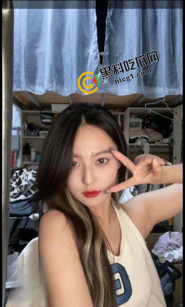 广州美术学院艺术生『李忻悦』艺术生太会玩了 SM捆绑 摇头口交 土豪包养性爱视频流出  第1张