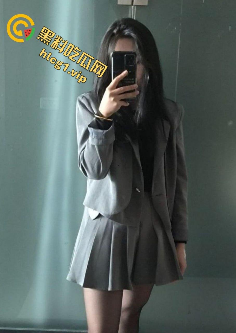 江苏酒水销售苏菲亚！已婚骚货为业绩出轨客户！酒店送炮视频曝光！黑丝揉逼场面火辣！  第1张