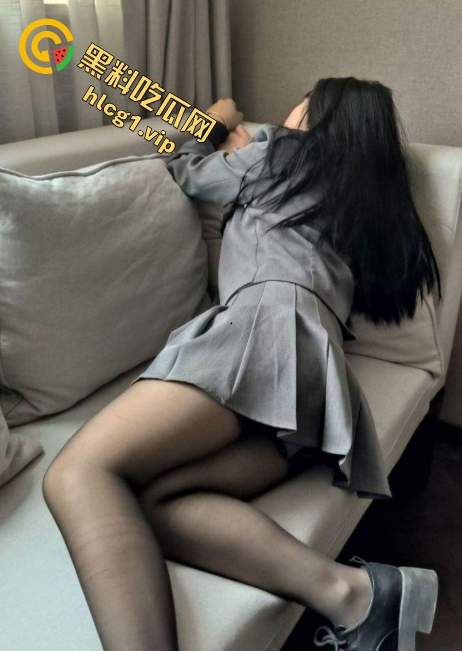 江苏酒水销售苏菲亚！已婚骚货为业绩出轨客户！酒店送炮视频曝光！黑丝揉逼场面火辣！  第2张