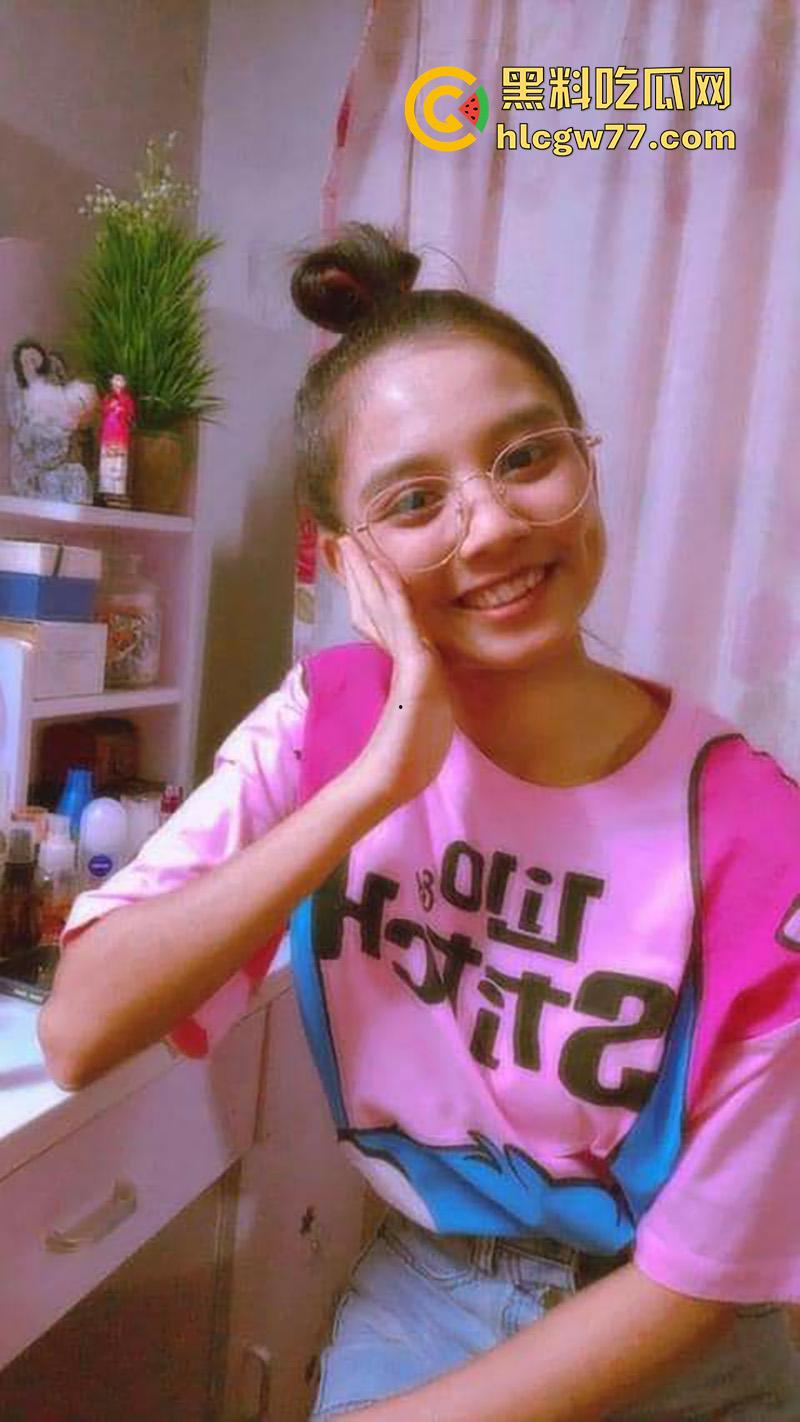 缅甸选美小姐，在外女神私下母狗，被大屌后入啪啪，插完小穴在操菊花，要被榨干的节奏啊！  第4张