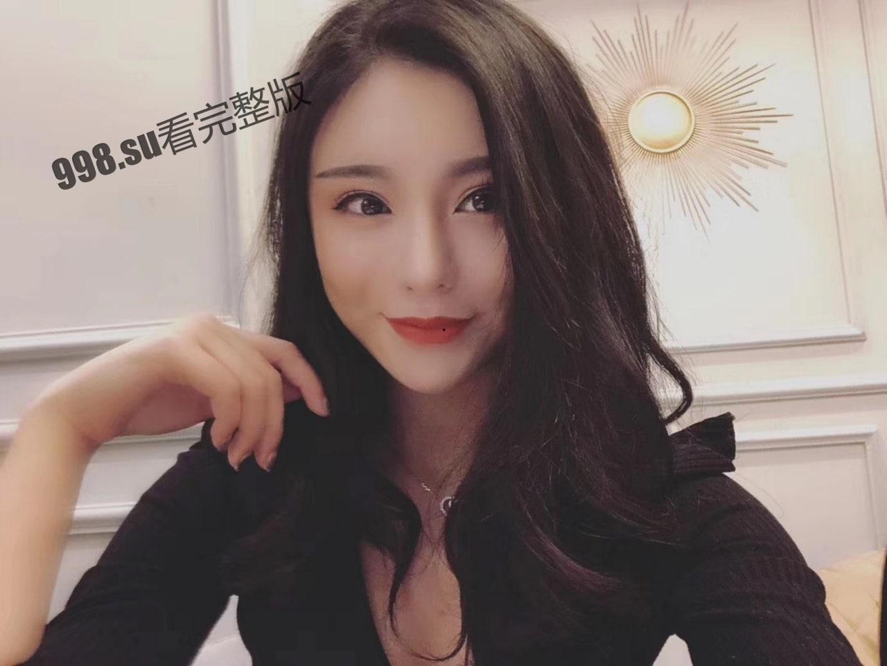 【快手】美女主播【小白白】大秀加微信视频福利流出  第2张