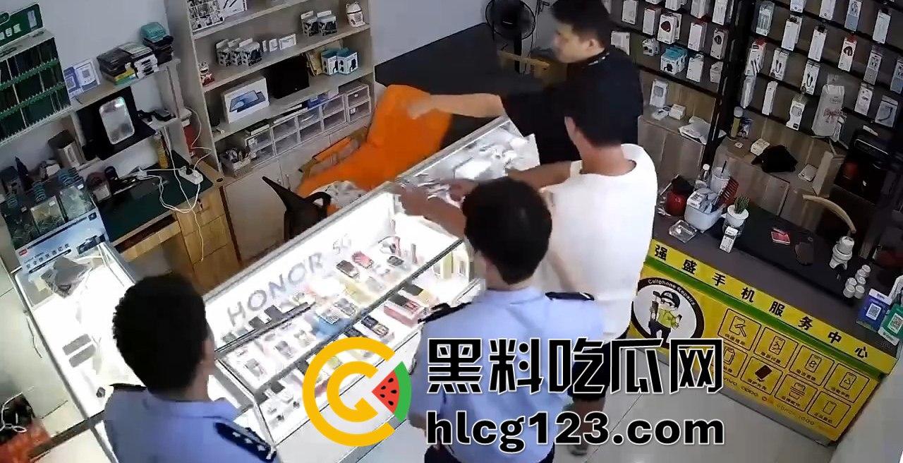 东阳三小伙暴力砸门偷手机,骑共享单车逃跑,结果第二天喜提14天免费饭! 第3张 东阳三小伙暴力砸门偷手机,骑共享单车逃跑,结果第二天喜提14天免费饭! 第3张