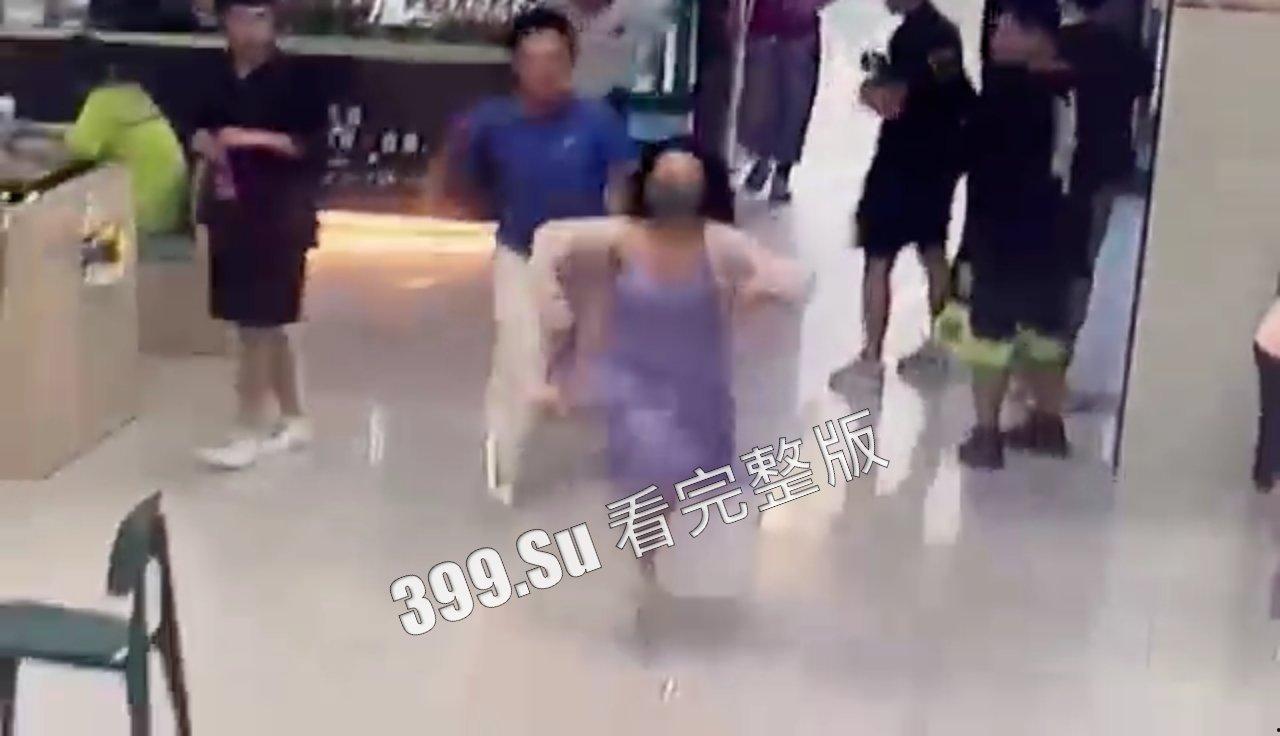 天津大学扣饭事件录像曝光  附带小仙女逃跑视角 女权不是特权 不是蛮狠不讲理的底气 第3张