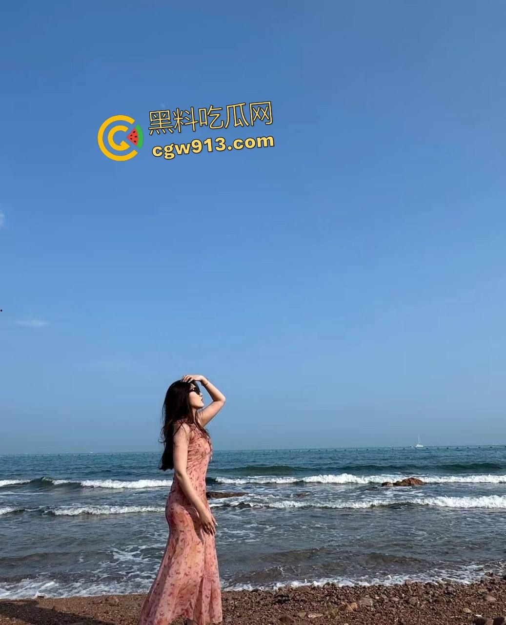 唐山初中生【徐明凤】沉迷内射！颜射精致小脸还舔干净吞精，被男友捆绑发出鸡一般的呻吟声！  第1张