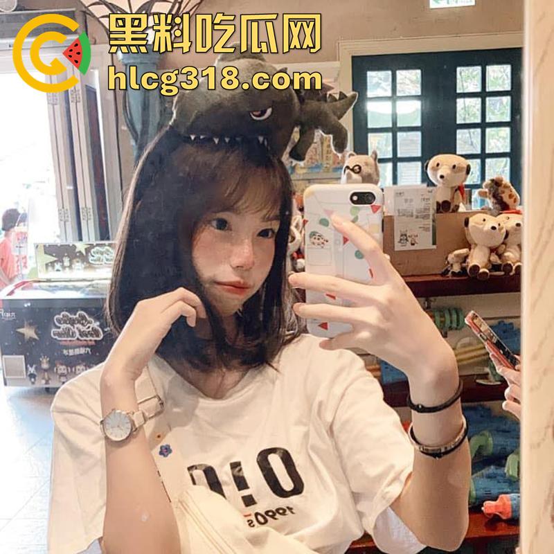 南京艺术学院蜜桃臀【胡雅婷】，外表清纯身材诱人，被疯狂后入蜜桃臀，淫叫声此起彼伏！  第1张