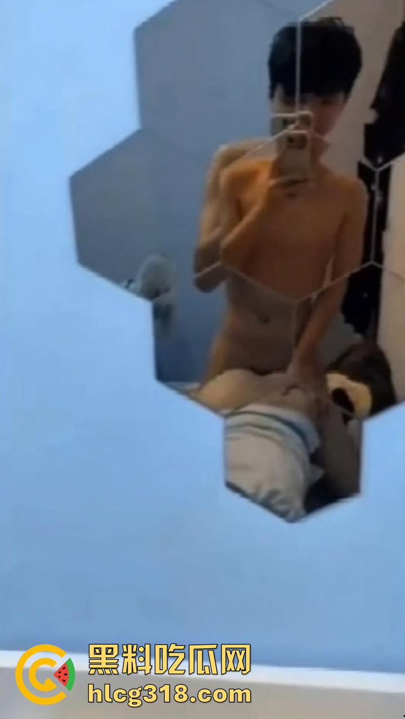 南京艺术学院蜜桃臀【胡雅婷】，外表清纯身材诱人，被疯狂后入蜜桃臀，淫叫声此起彼伏！  第9张