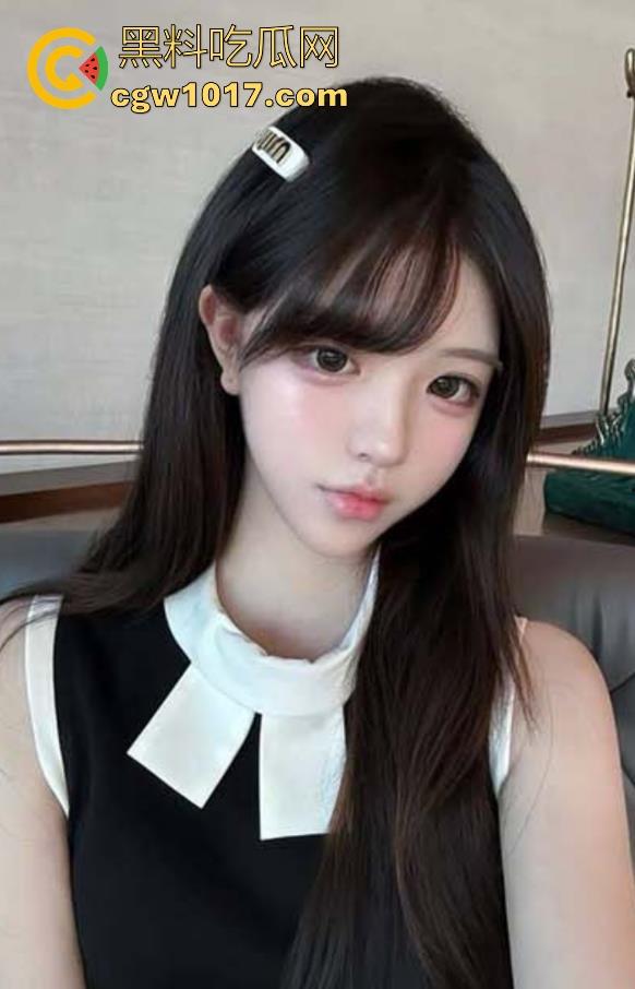 忽悠自己亲姐姐开房,蒙上姐姐眼睛中途换人偷操,全程无套内射,射完无缝衔接继续操,玩的就是心跳! 第1张 忽悠自己亲姐姐开房,蒙上姐姐眼睛中途换人偷操,全程无套内射,射完无缝衔接继续操,玩的就是心跳! 第1张