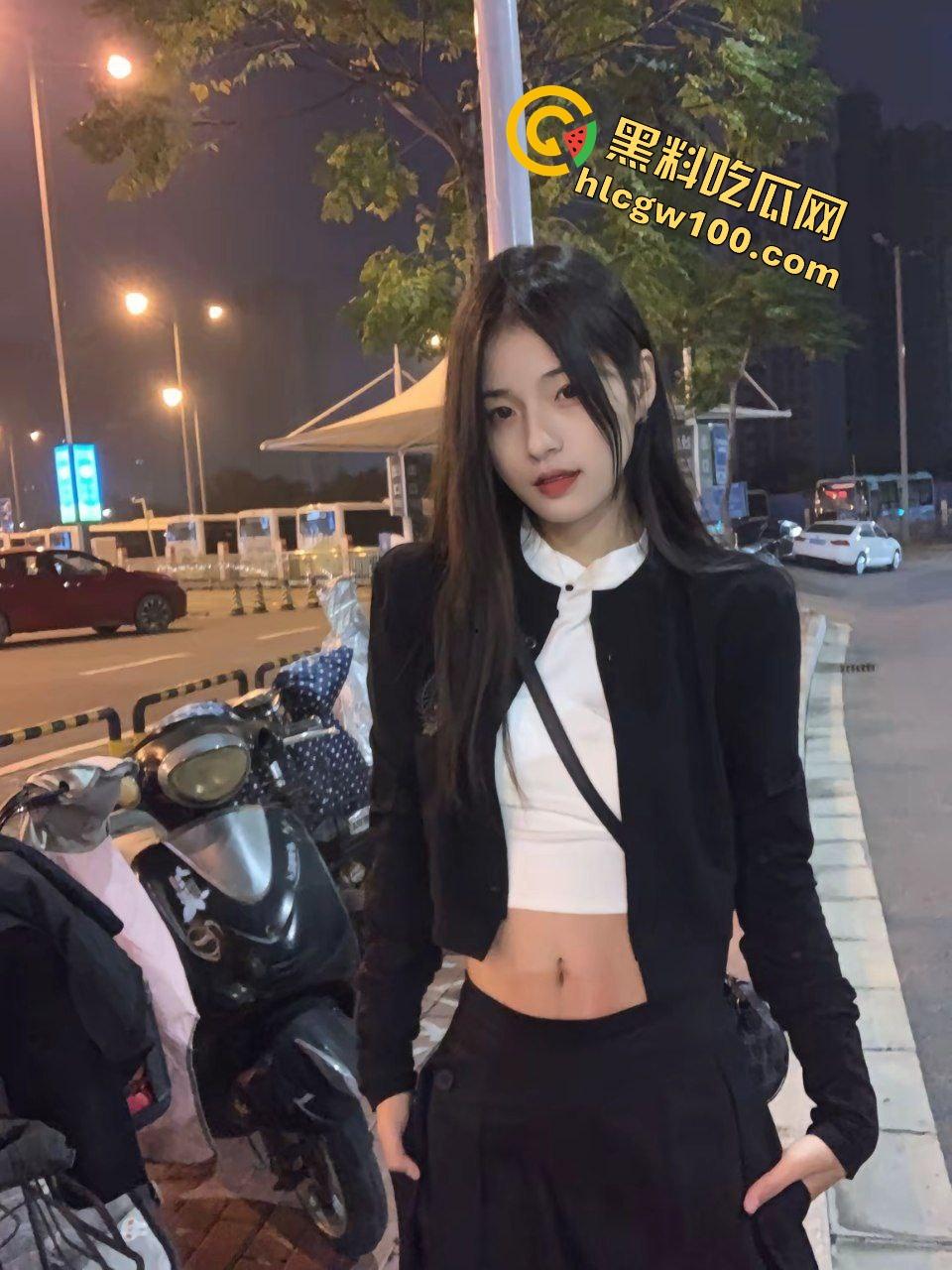 海南三亚社会骚鸡【任圈怡】特斯拉上露出诱惑内裤，勾引大哥酒店后入爆操无套内射！原创独家曝光流出！  第8张