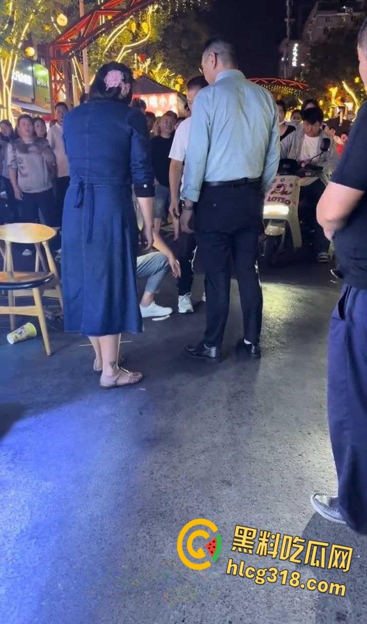 被打了9个耳光还被踹了一脚，男子全程未还手，这种情况能拿到多少赔偿呢？真是泼妇！  第4张