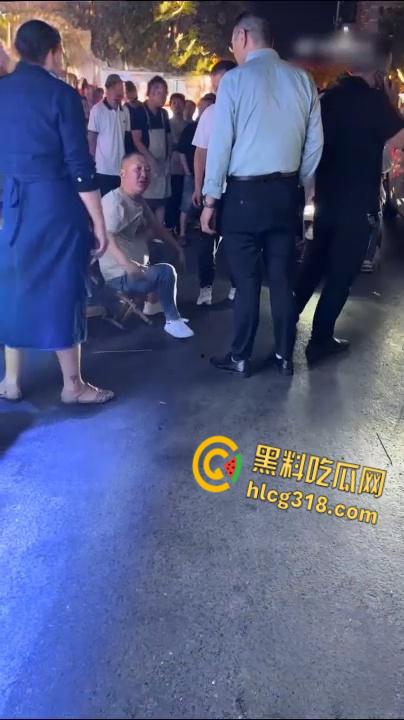 被打了9个耳光还被踹了一脚，男子全程未还手，这种情况能拿到多少赔偿呢？真是泼妇！  第5张