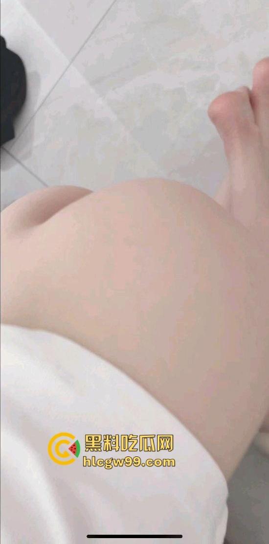 好吃不如饺子，好玩不过嫂子，厨房里得禁忌诱惑，极品瑜伽嫂子和小叔在大哥出差时激情四射，一炮直接上天！  第19张