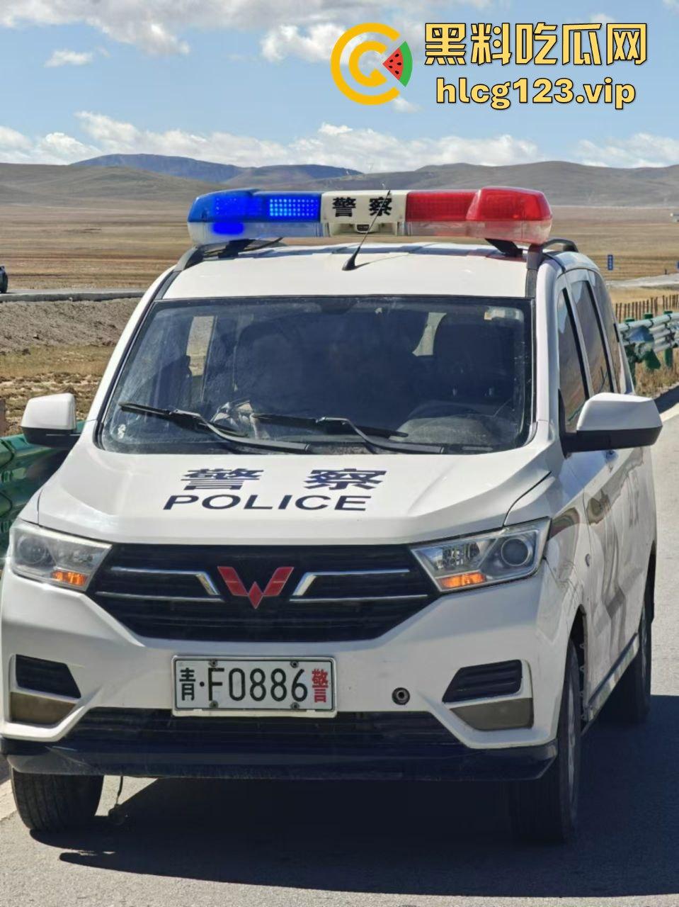 青海打砸拦车事件！警察及时出警，穷山僻壤的刁民居然还敢收过路费？  第10张