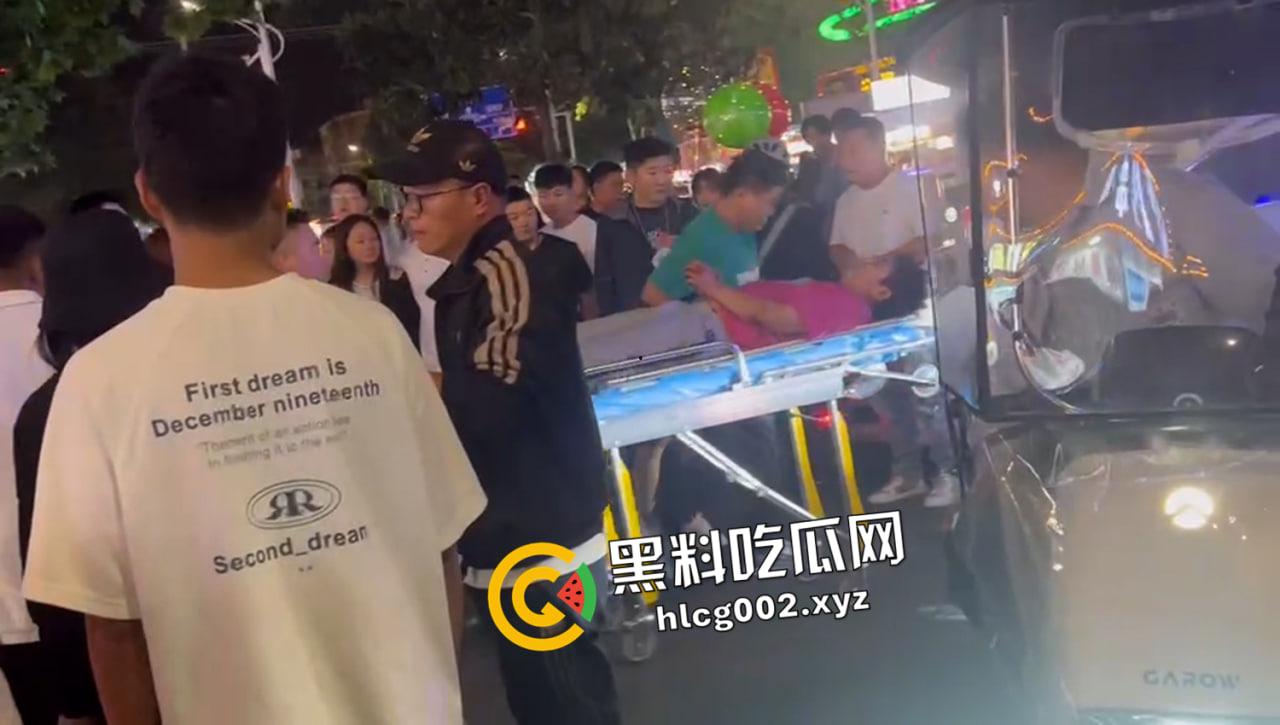 瓜友求瓜！禹州建设路痴情男跳楼现场 情侣吵架吵到跳楼 现场视频流出  第5张