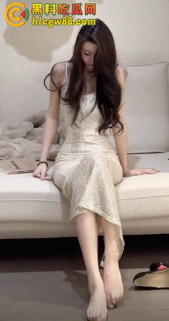 广东抖音小网红嫩模『一碗白米饭』5W拿下，175大长腿扛起来猛操，69口爆逼湿得滴水！  第7张