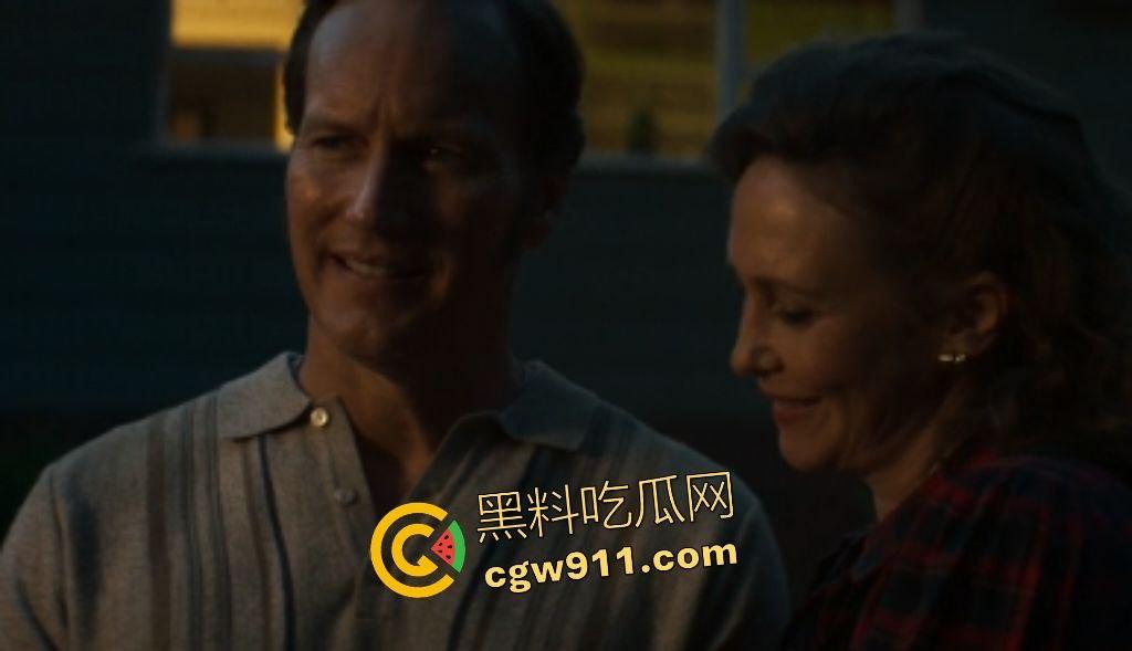 【招魂4】沃伦夫妇1986重返驱魔战场！斯莫尔家族恶魔肆虐，地狱烈焰吞噬惊魂夜！  第3张